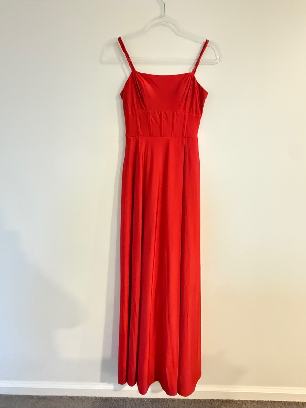 City Vibe Elegant Red Spaghetti-Strap Formal Dress with high slit
